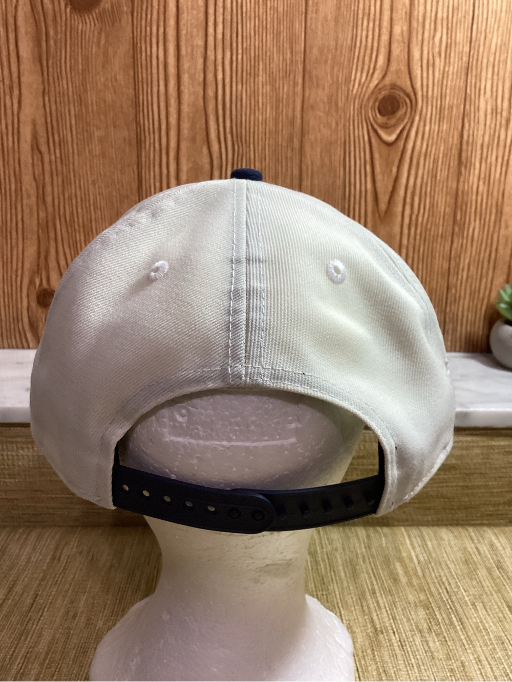 New Era 1999-2013 Tennessee Titans White & Navy Raised Embroidery Adjustable Hat - Picture 5 of 10
